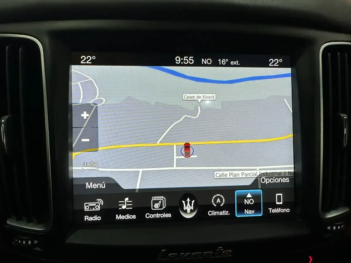 Usado Maserati Levante 430 CV (316 kW) 2017 Blanco SUV