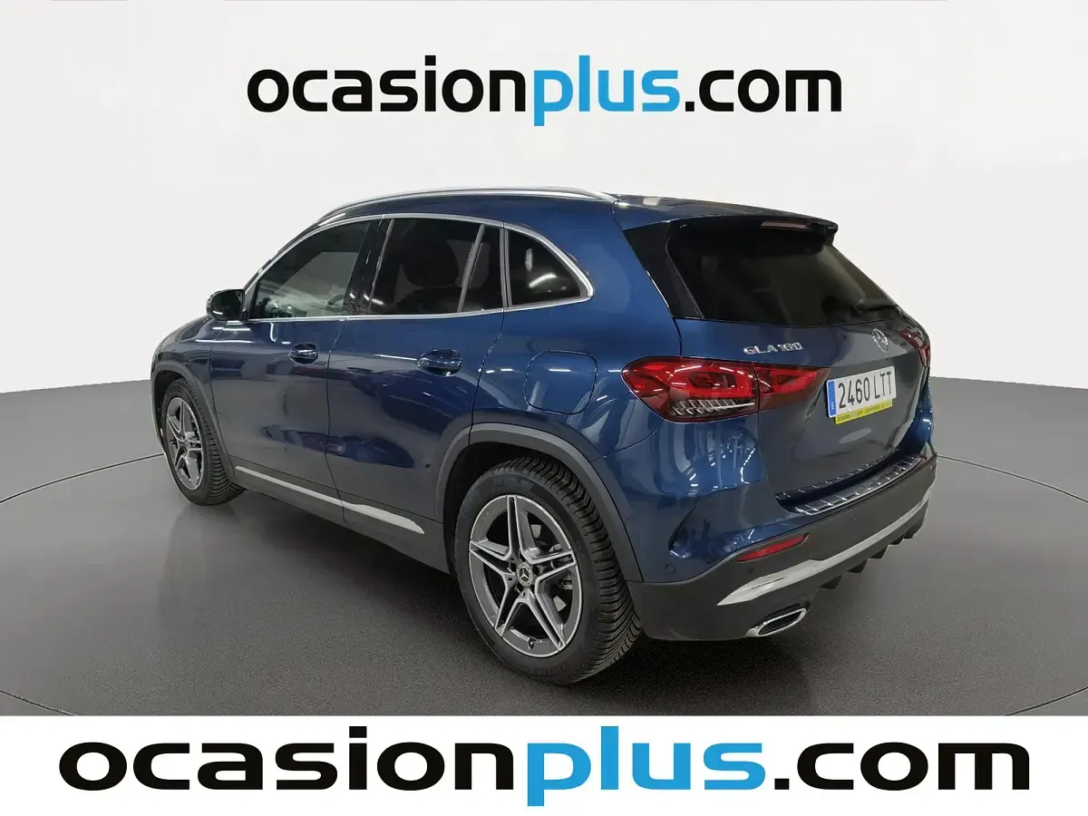 Usado Mercedes GLA180 AMG 136 CV (100 kW) 2021 Azul SUV