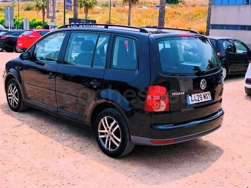 Usado VW Touran Edition 105 CV (77 kW) 2007 Negro Monovolumen
