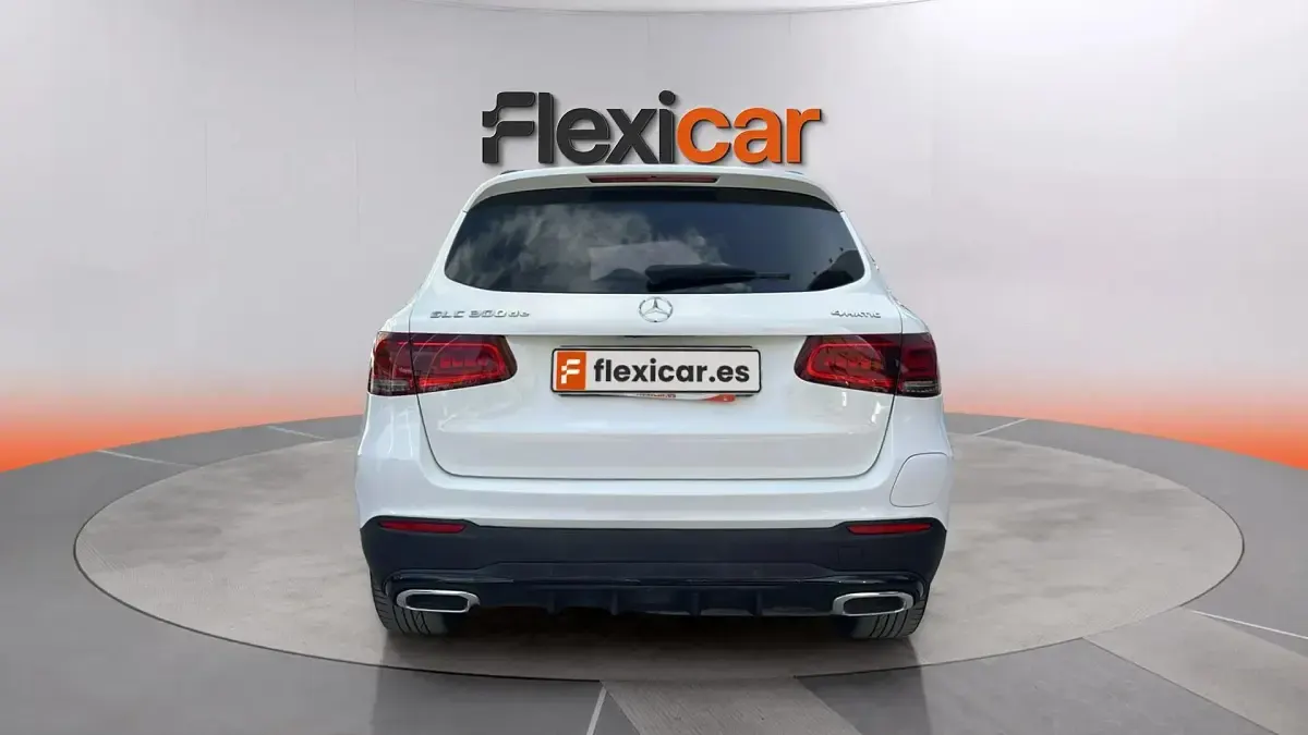 Usado Mercedes GLC300e 306 CV (225 kW) 2022 Blanco SUV