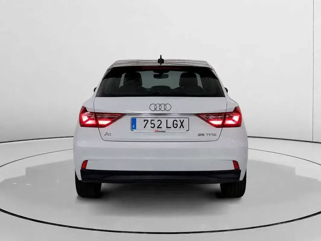 Usado Audi A1 Sportback Advanced Plus 95 CV (69 kW) 2020 Blanco Utilitario