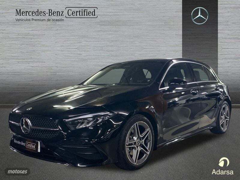 Negro noche Usado 2024 Mercedes A200 AMG line Berlina | 35.900 € (Precio justo) - Imagen 1/4