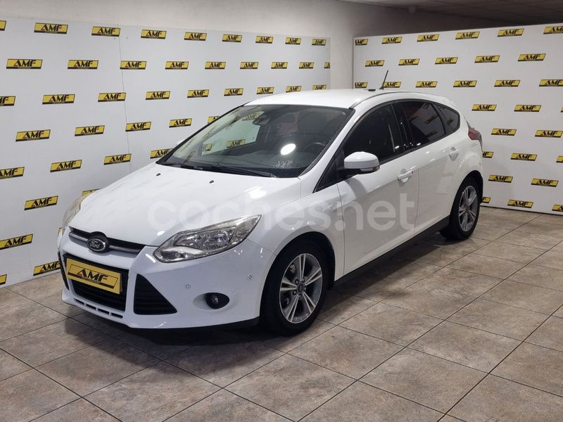 Blanco Usado 2014 Ford Focus Trend Berlina | 8500 € (Un poco caro) - Imagen 1/4