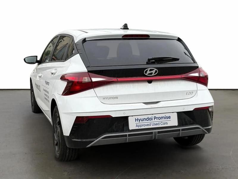 Nuevo Hyundai i20 Blackline 90 CV (66 kW) 2026 Blanco Utilitario