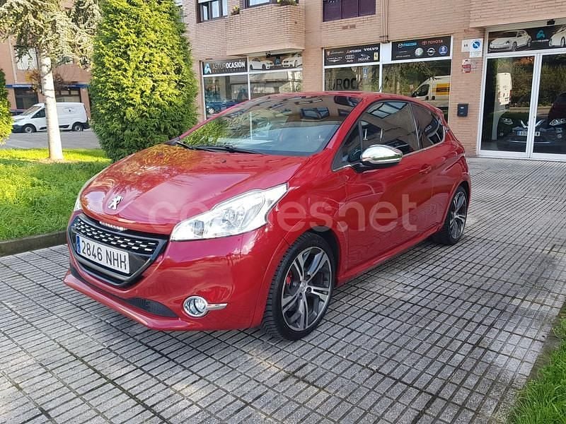 Usado Peugeot 208 GTi 200 CV (147 kW) 2013 Rojo Utilitario