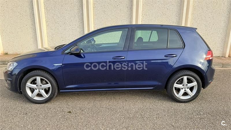 Usado VW Golf VII Edition 110 CV (80 kW) 2015 Azul Berlina