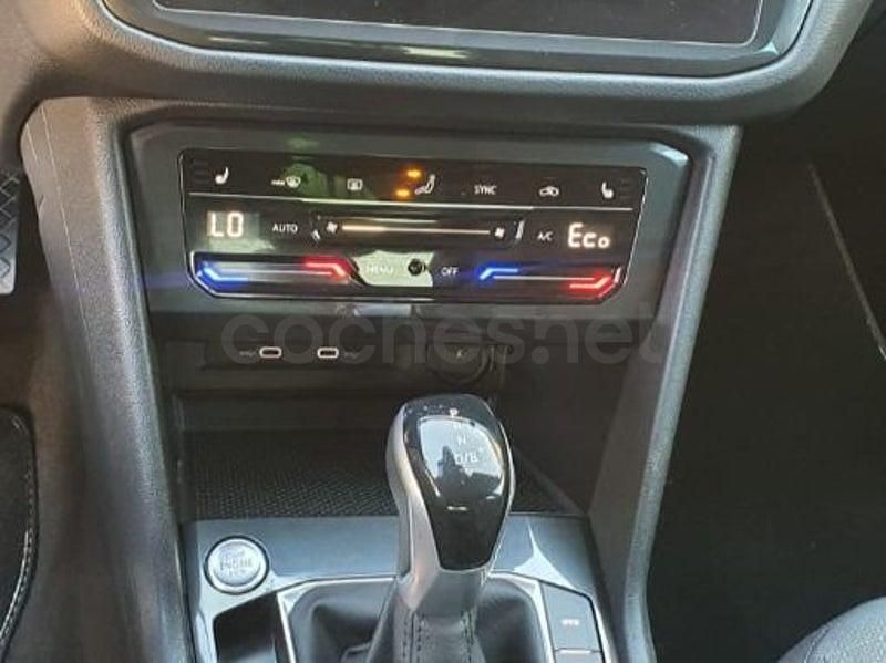 Usado VW Tiguan Life 245 HP (180 kW) 2022 Branco SUV