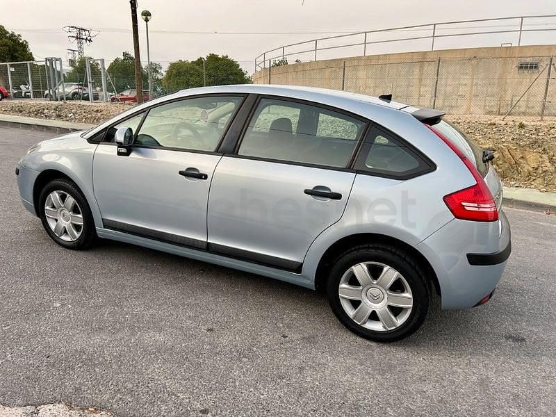Usado Citroën C4 110 CV (80 kW) 2008 Gris / plata Berlina