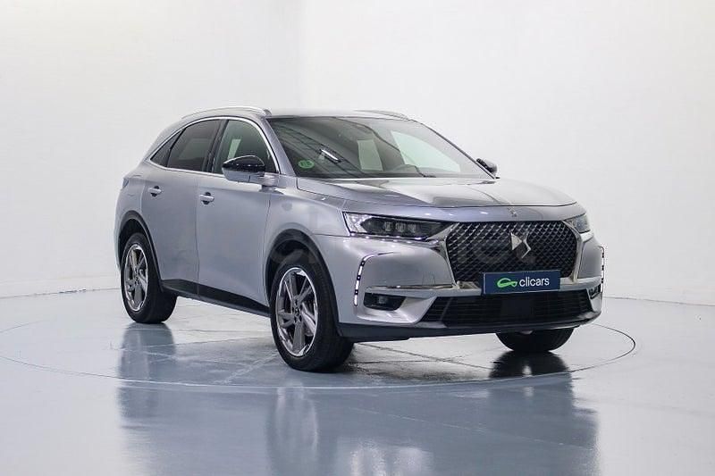 Usado DS Automobiles DS7 Crossback Bastille Plus 130 CV (95 kW) 2021 Gris / plata SUV