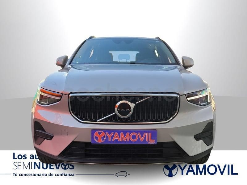 Usado Volvo XC40 129 CV (94 kW) 2022 Gris / plata SUV