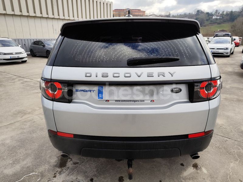 Usado Land Rover Discovery Sport Pure 150 CV (110 kW) 2018 Gris / plata SUV