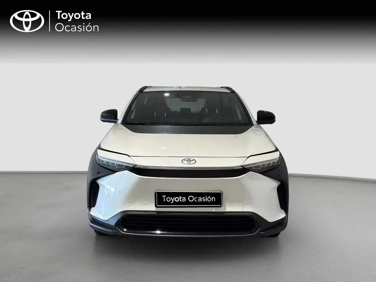 Używany Toyota bZ4X Advance 150 kW (204 KM) 2025 Biały SUV