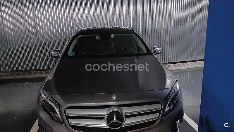 Usado Mercedes GLA220 Urban 170 CV (125 kW) 2014 Gris / plata SUV