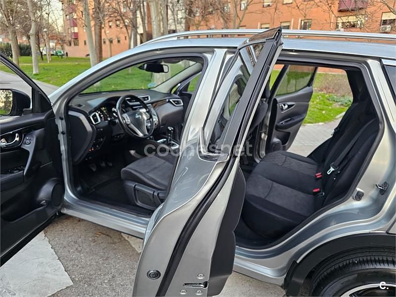 Usado Nissan Qashqai Tekna 130 CV (95 kW) 2015 Gris / plata SUV