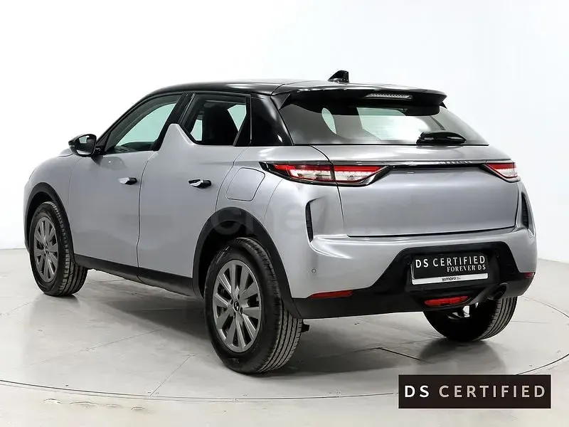Usado DS Automobiles DS3 Bastille 100 CV (73 kW) 2023 Gris / plata SUV