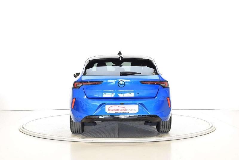Usado Opel Astra S 131 CV (96 kW) 2024 Azul Utilitario
