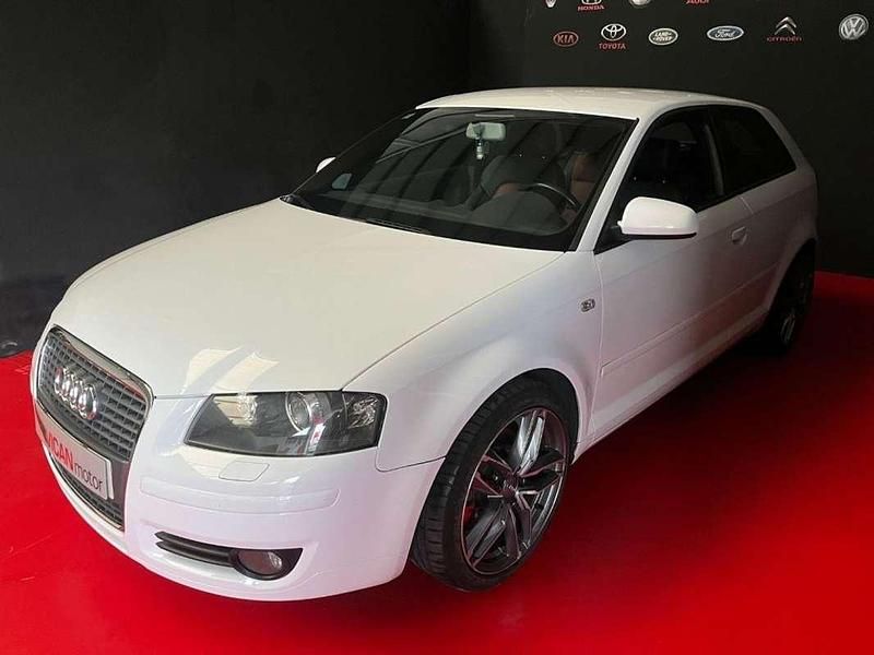 Usado Audi A3 Ambition 170 CV (125 kW) 2007 Blanco Utilitario