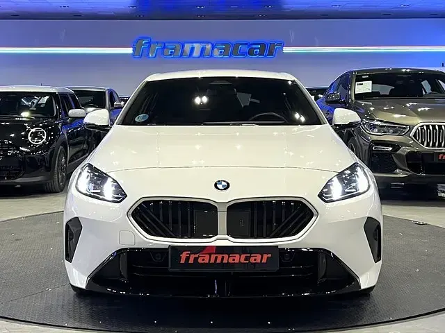 Usado BMW 120 M Sport 163 CV (119 kW) 2025 Blanco Utilitario