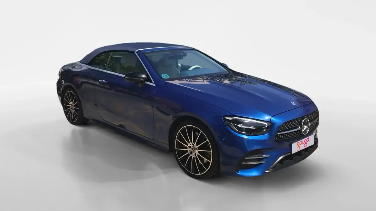 Usado Mercedes E400 AMG 330 CV (242 kW) 2023 Azul Descapotable
