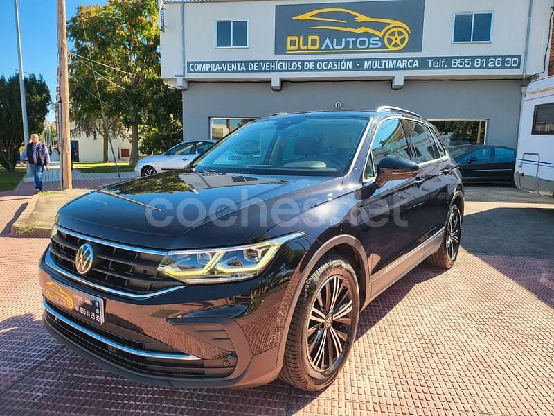 Negro Usado 2021 VW Tiguan Life SUV | 19.999 € (Super precio) - Imagen 1/4