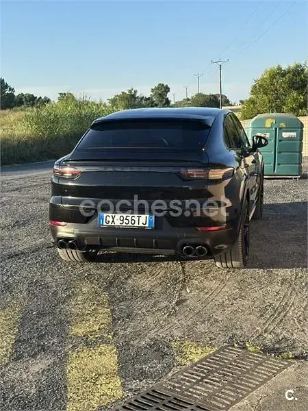Usado Porsche Cayenne Turbo Coupe 550 CV (404 kW) 2019 Naranja SUV