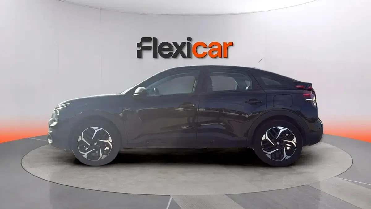 Używany Citroën C4 Feel 131 KM (96 kW) 2023 Czarny SUV