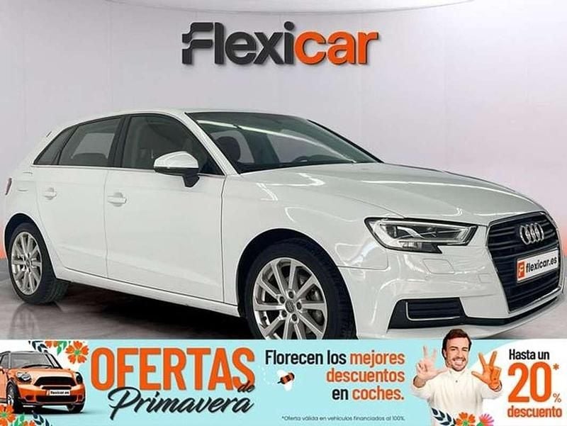 Usado Audi A3 Sportback Design 150 CV (110 kW) 2018 Blanco Utilitario