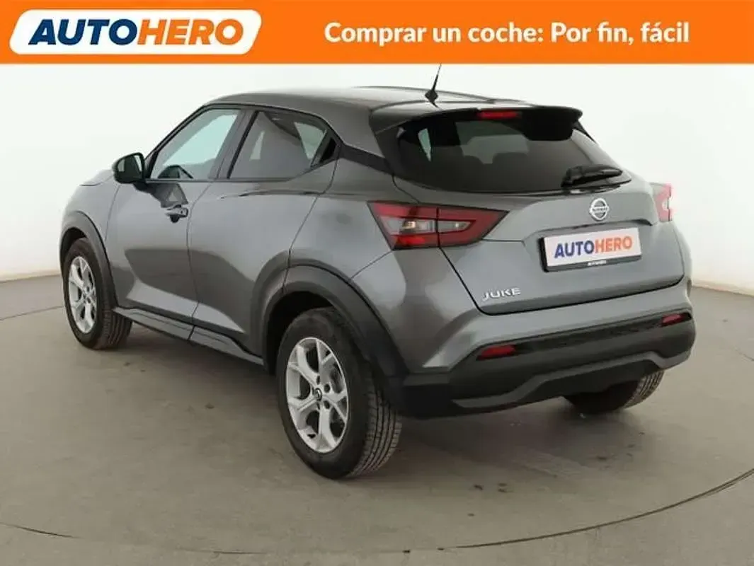 Usado Nissan Juke Acenta 114 CV (83 kW) 2021 Gris SUV