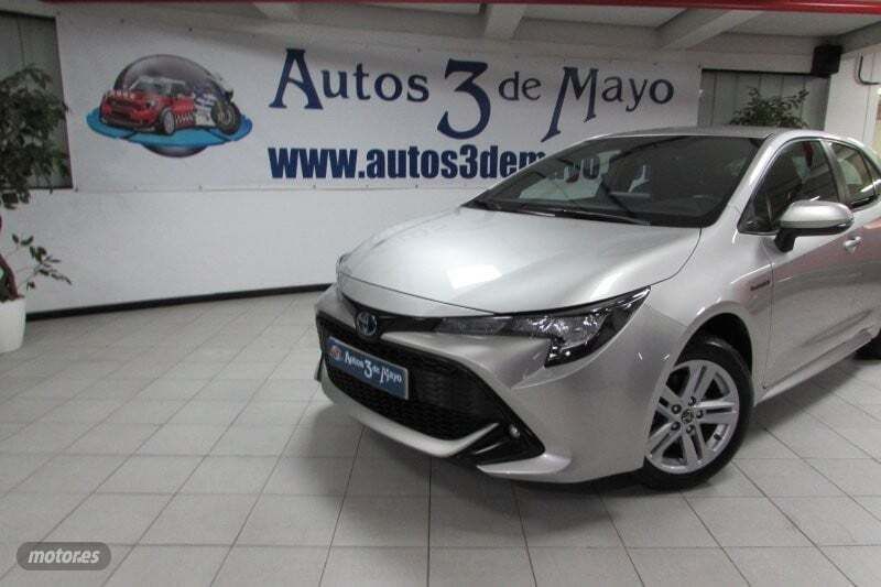 Gris claro Usado 2020 Toyota Corolla Active Berlina | 18.990 € (Buen precio) - Imagen 1/4
