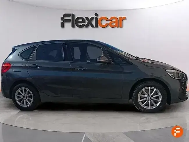 Usado BMW 218 150 CV (110 kW) 2020 Gris Familiar