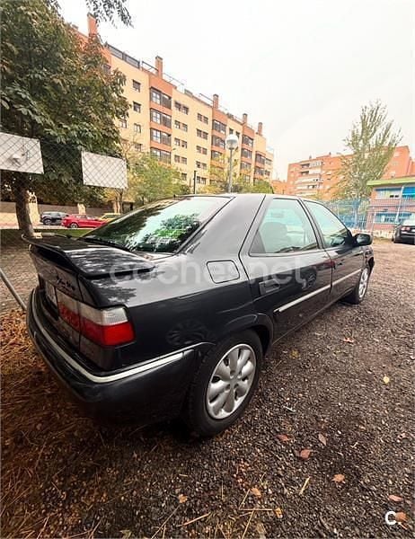 Usado Citroën Xantia 90 CV (66 kW) 1998 Negro Berlina