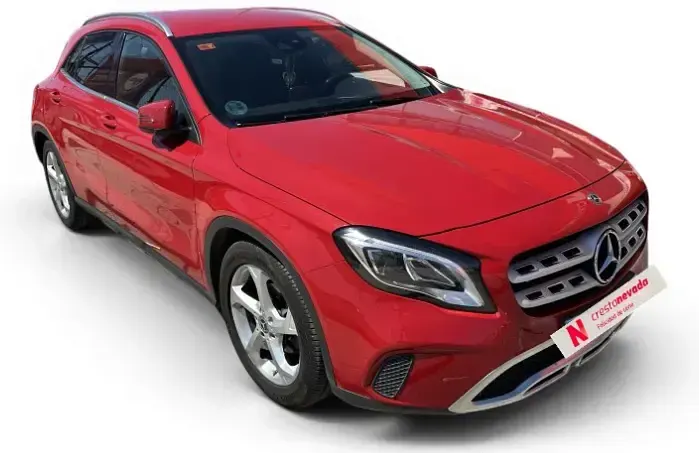 Usado Mercedes GLA180 122 CV (89 kW) 2019 Rojo SUV