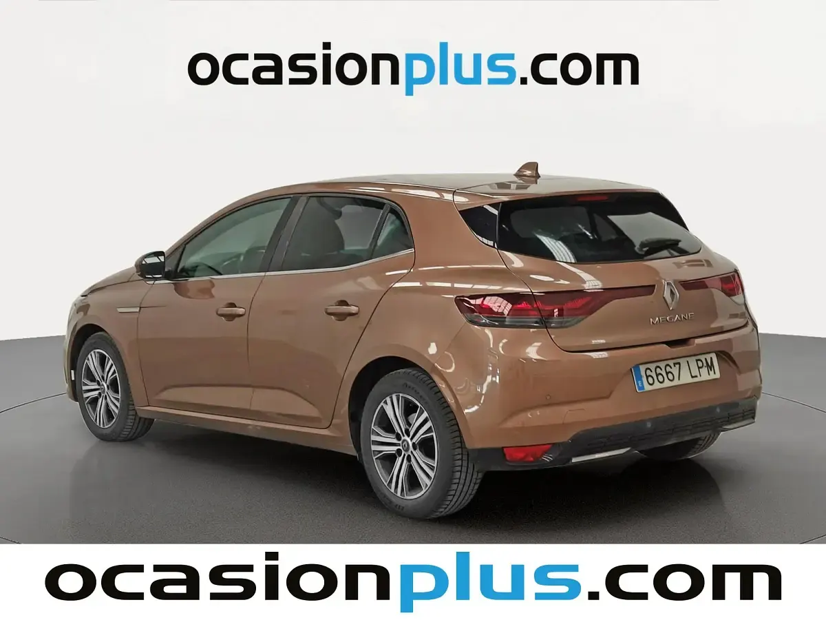Usado Renault Mégane II Zen 115 CV (84 kW) 2021 Marrón Berlina