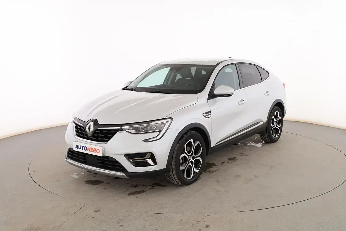 Usado Renault Arkana Zen 145 CV (106 kW) 2021 SUV