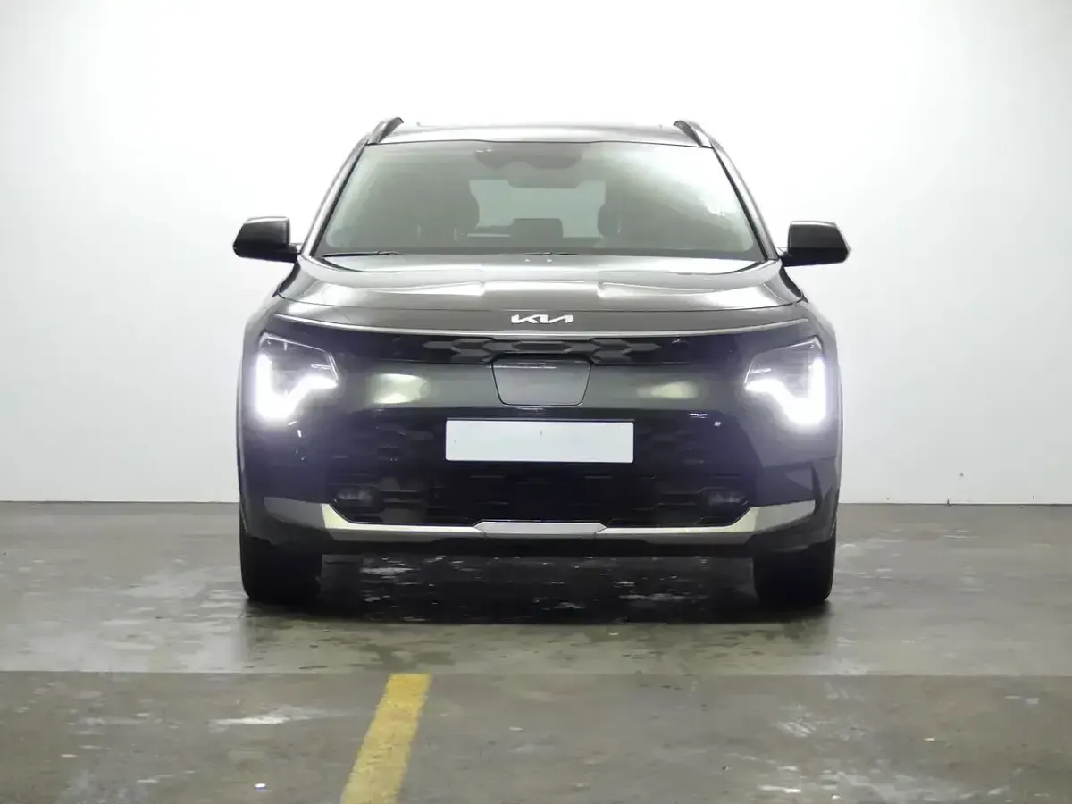 Usado Kia e-Niro 150 kW (204 CV) 2023 Gris SUV