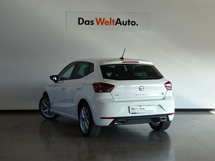 Blanco Usado 2021 Seat Ibiza FR Utilitario | 16.900 € (Un poco caro) - Imagen 1/4