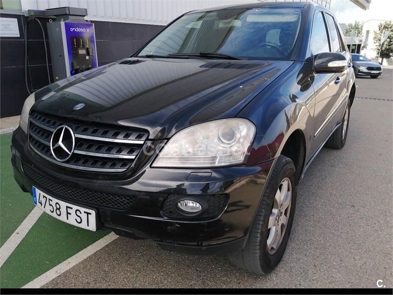 Usado Mercedes ML320 224 CV (164 kW) 2007 Negro SUV