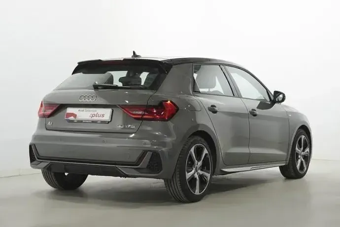 Usado Audi A1 110 CV (80 kW) 2023 SUV