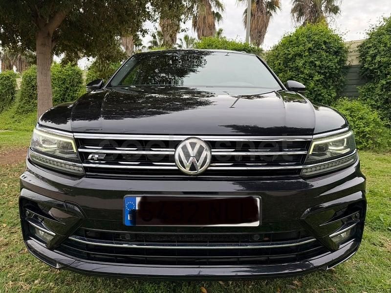 Usado VW Tiguan Sportline 240 CV (176 kW) 2019 Negro SUV