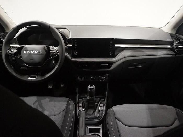 Nuevo Skoda Fabia Selection 95 CV (69 kW) 2025 Rojo