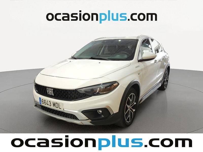 Usado Fiat Tipo Cross 131 CV (96 kW) 2023 Utilitario