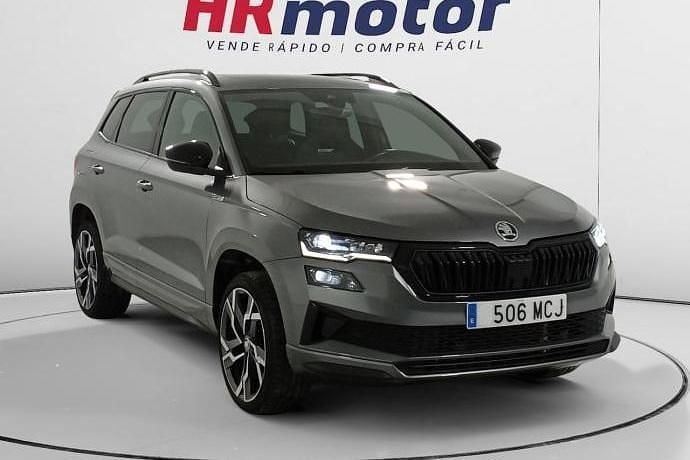 Usado 2022 Skoda Karoq SportLine SUV | 23.890 € (Buen precio) - Imagen 1/4