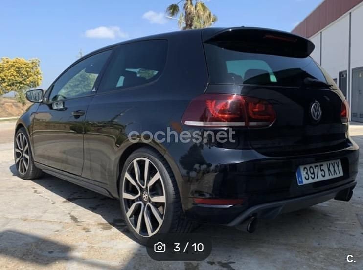 Usado VW Golf VI GTI 210 CV (154 kW) 2011 Negro Utilitario