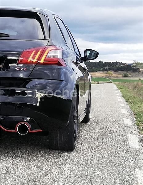 Usado Peugeot 308 GTi 270 CV (198 kW) 2016 Negro Berlina