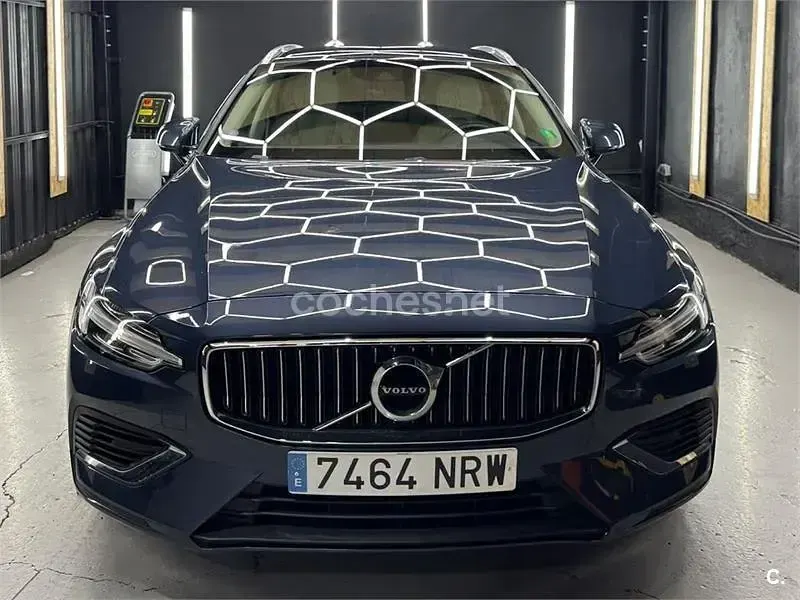 Usado Volvo V60 Inscription 340 CV (250 kW) 2020 Azul Familiar