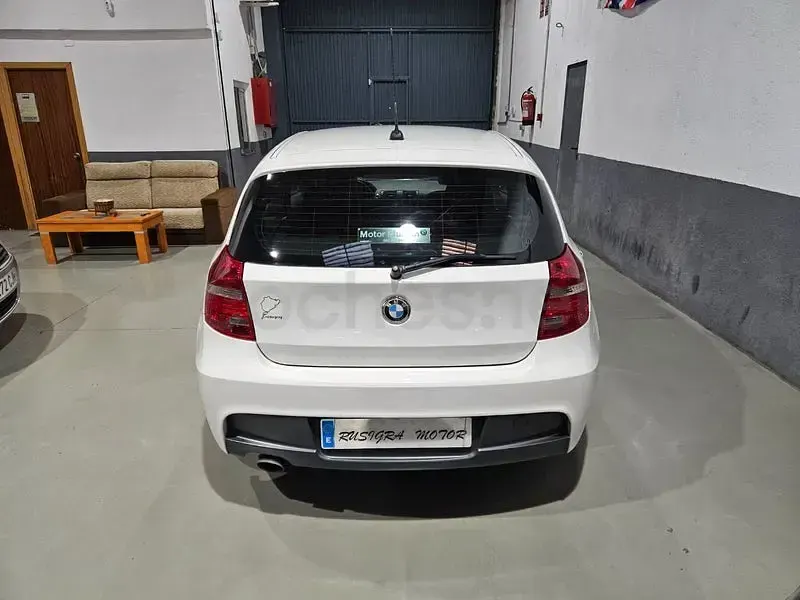 Usado BMW 118 143 CV (105 kW) 2009 Blanco Utilitario