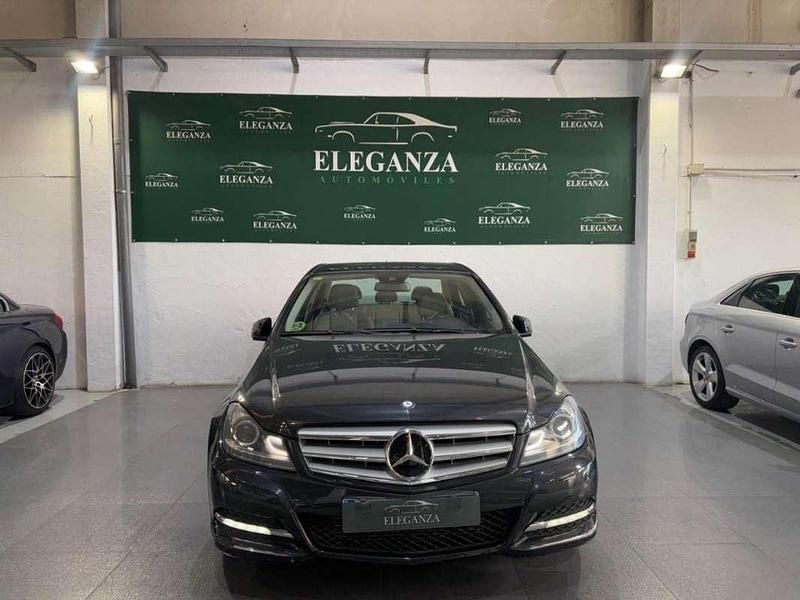 Usado Mercedes C220 Avantgarde 170 CV (125 kW) 2011 Azul Berlina