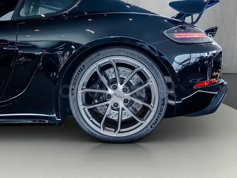Usado Porsche 718 Cayman GT4 420 CV (308 kW) 2021 Negro Coupe