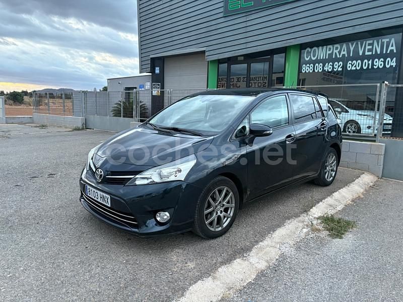 Azul Usado 2013 Toyota Verso Comfort Monovolumen | 8990 € (Un poco caro) - Imagen 1/4