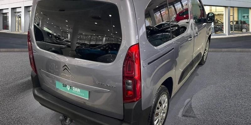 Usado Citroën Berlingo 102 CV (75 kW) 2022 Gris Monovolumen